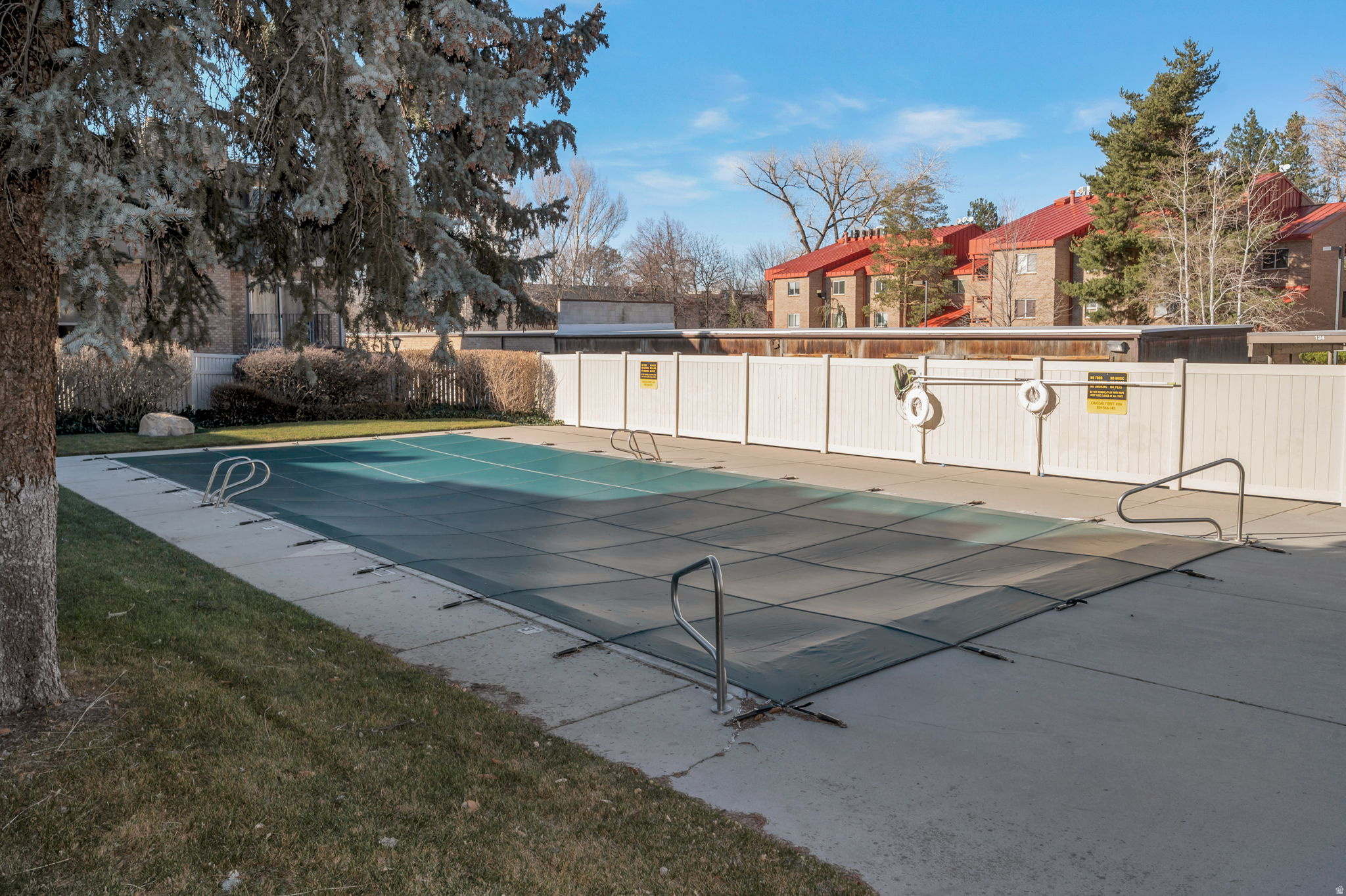 CHATEAU FORET - Residential