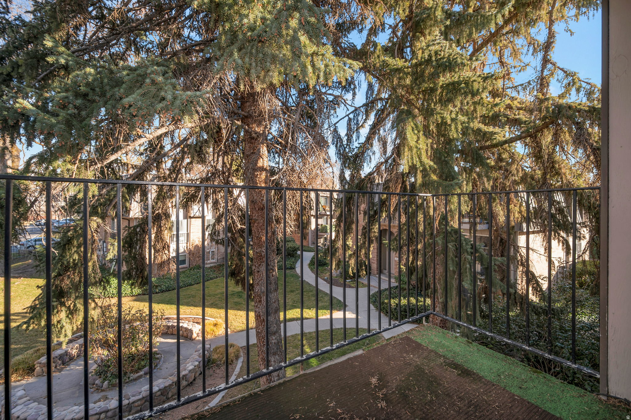 CHATEAU FORET - Residential