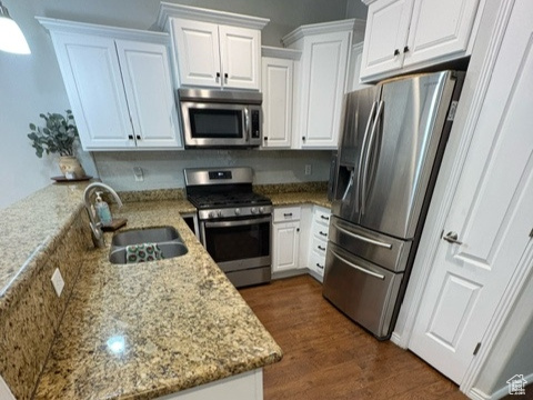ROCKWELL CONDO - Residential