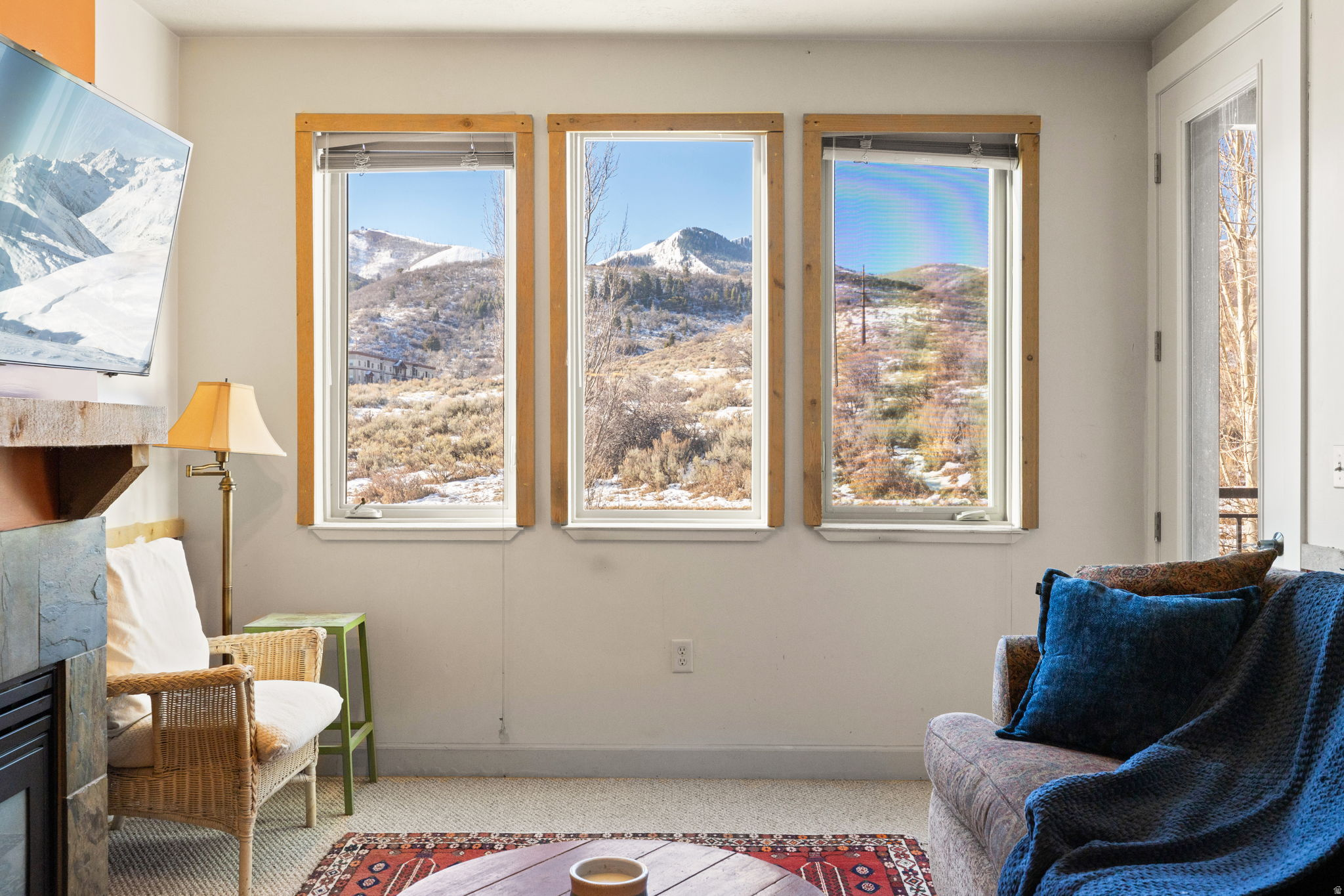 CRESTVIEW CONDOS - Residential