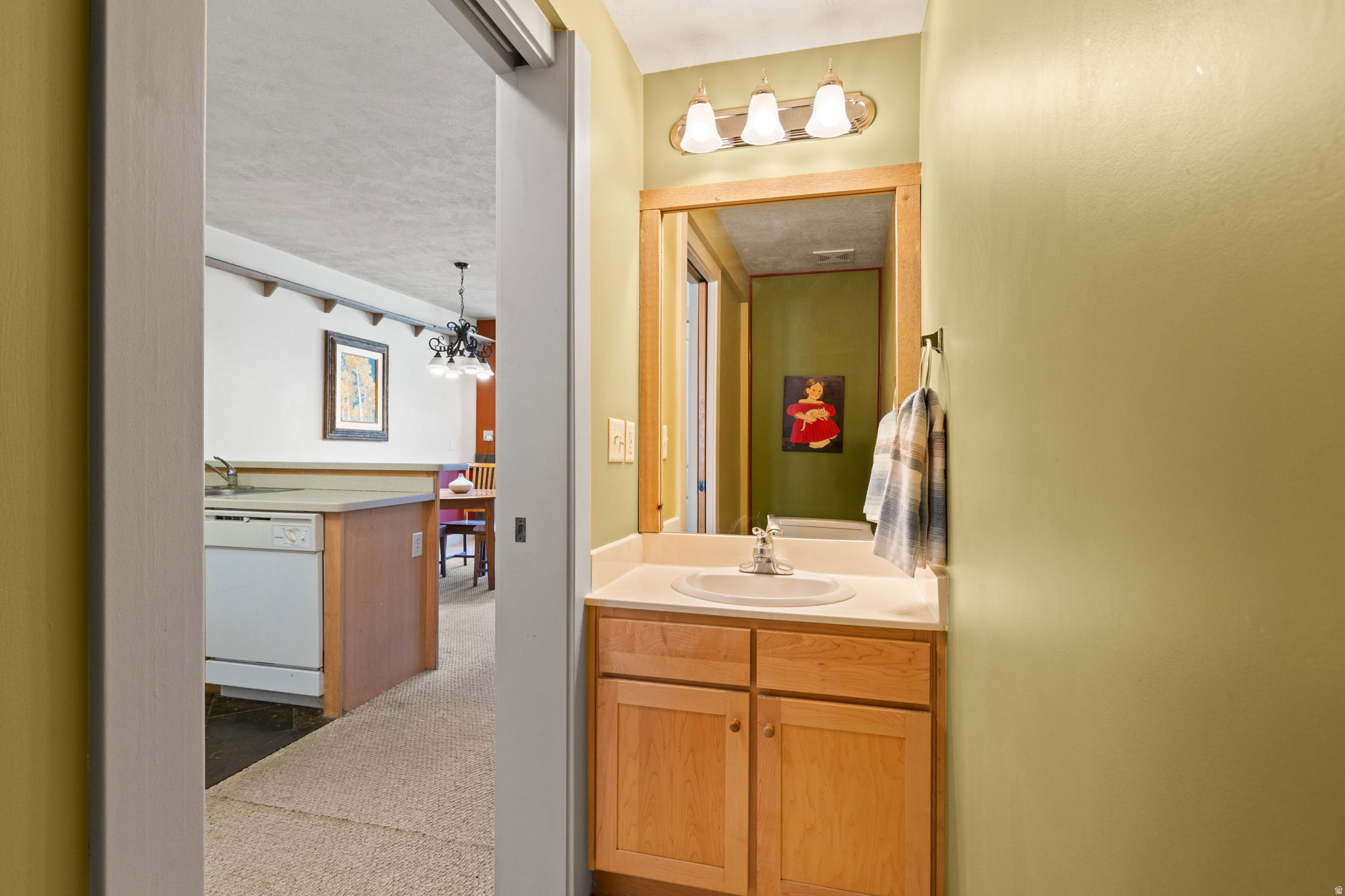 CRESTVIEW CONDOS - Residential