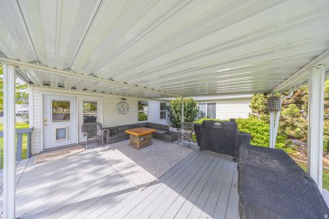 Tiny photo for 2162 S 2850 W, West Haven, UT 84401 (MLS # 2154046)