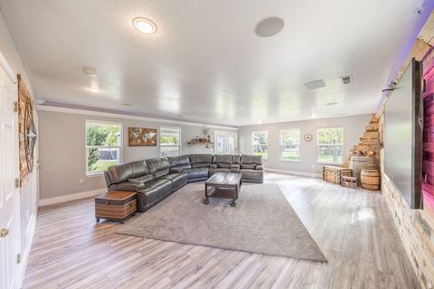 Tiny photo for 2162 S 2850 W, West Haven, UT 84401 (MLS # 2154046)