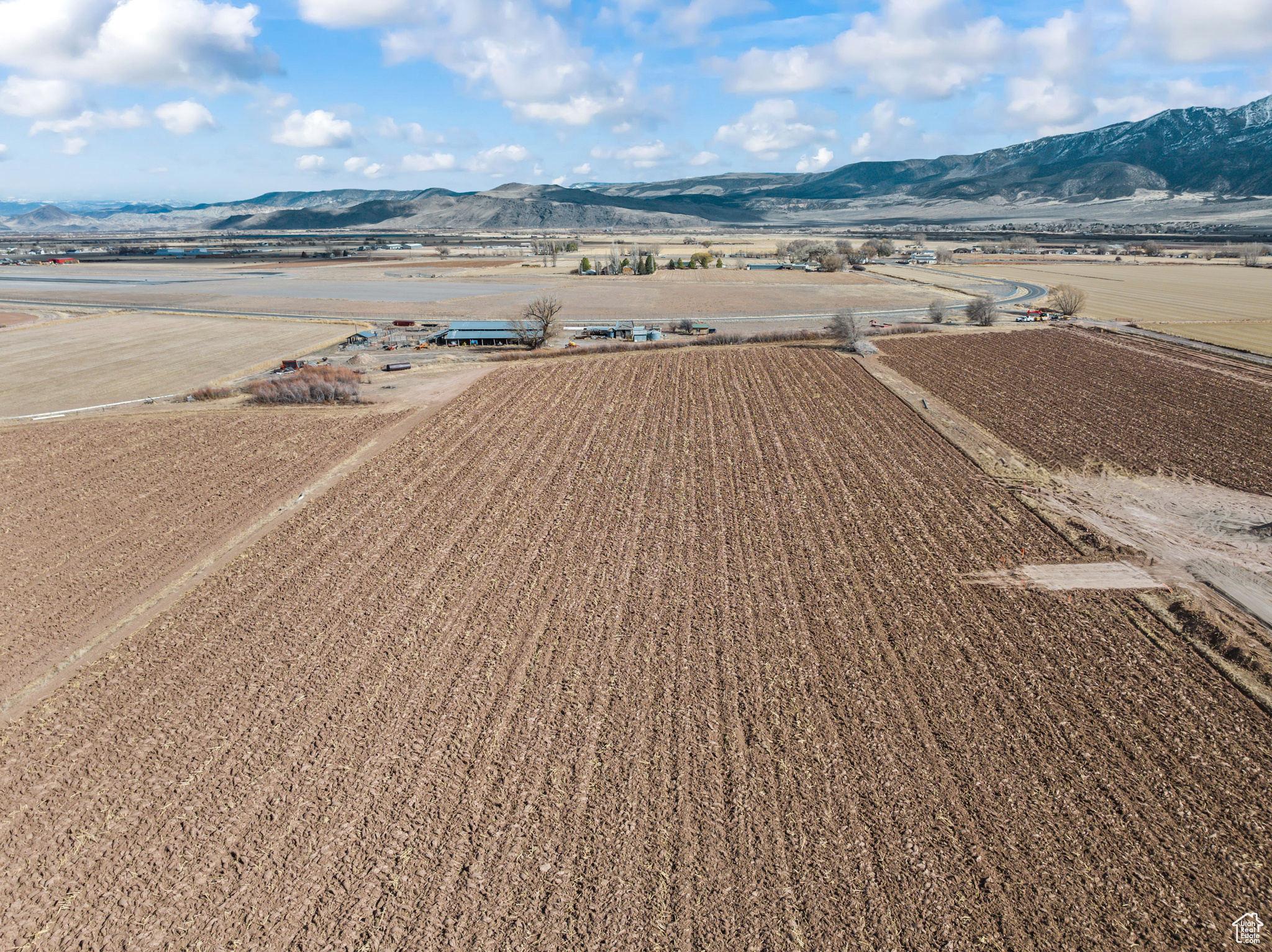 ORCHARD AVENUE ESTATES - Residential