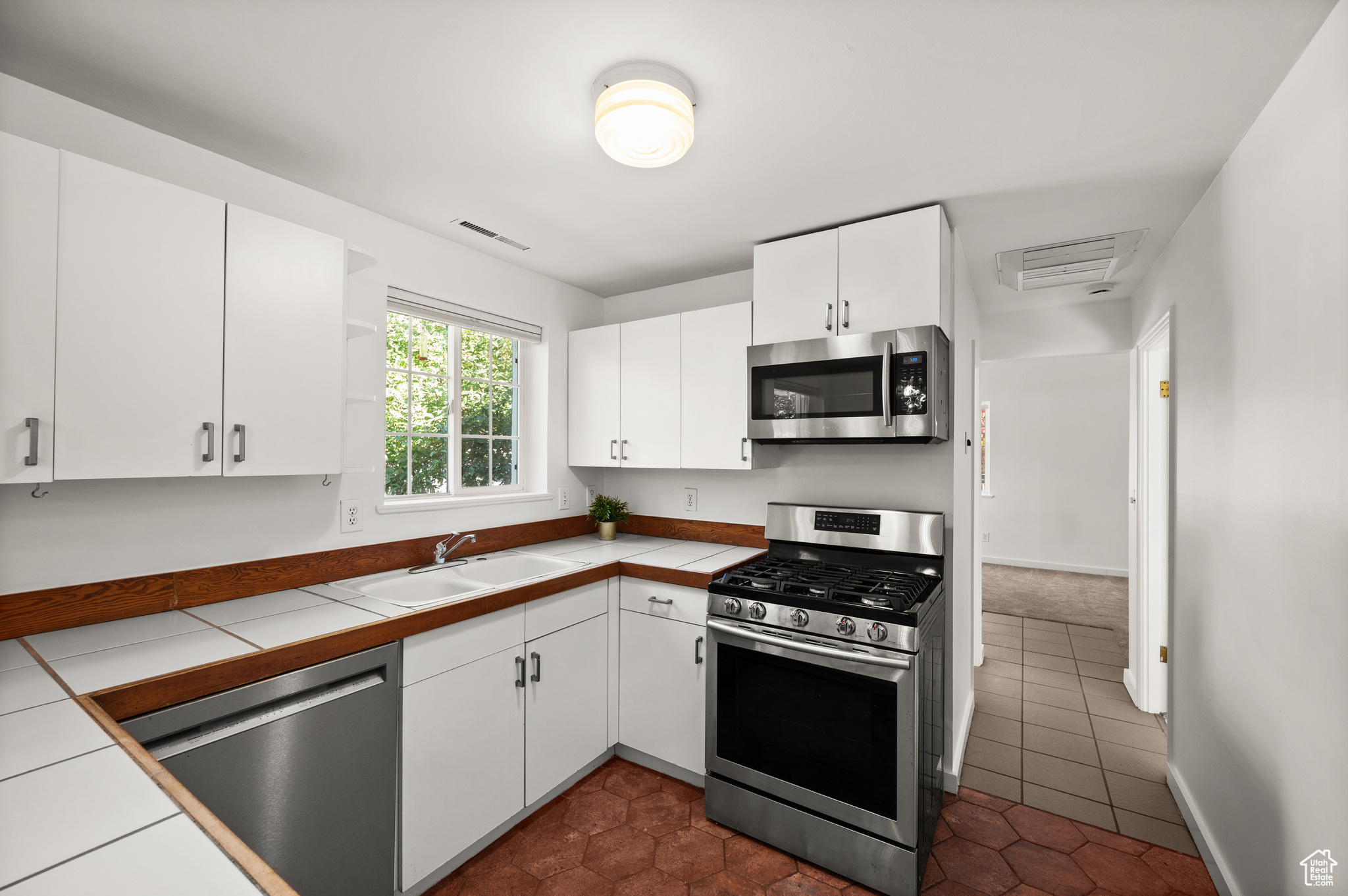 1146 E 600, Salt Lake City, Utah image 49