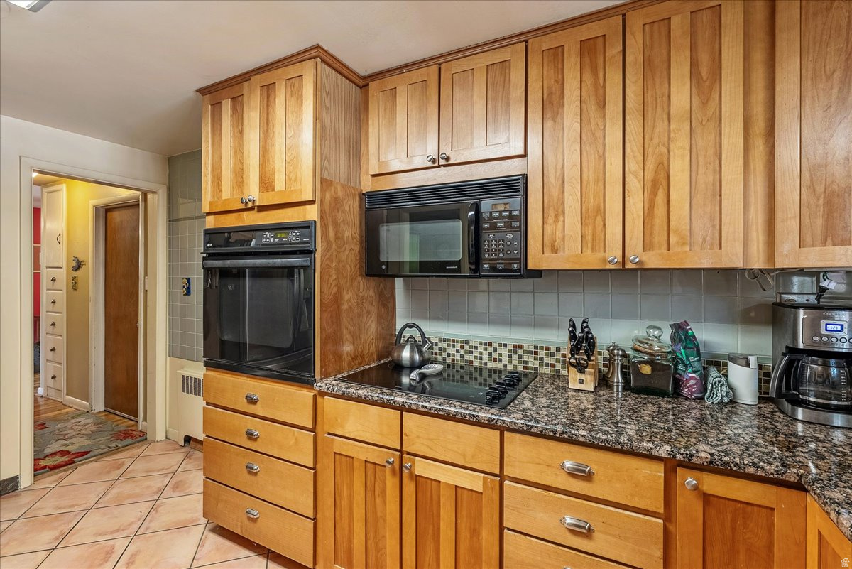 LAURELHURST - Residential