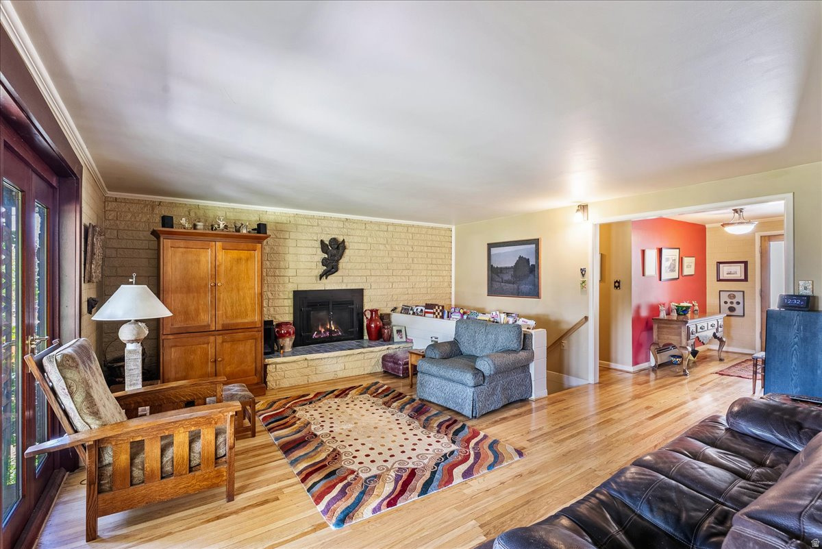 LAURELHURST - Residential