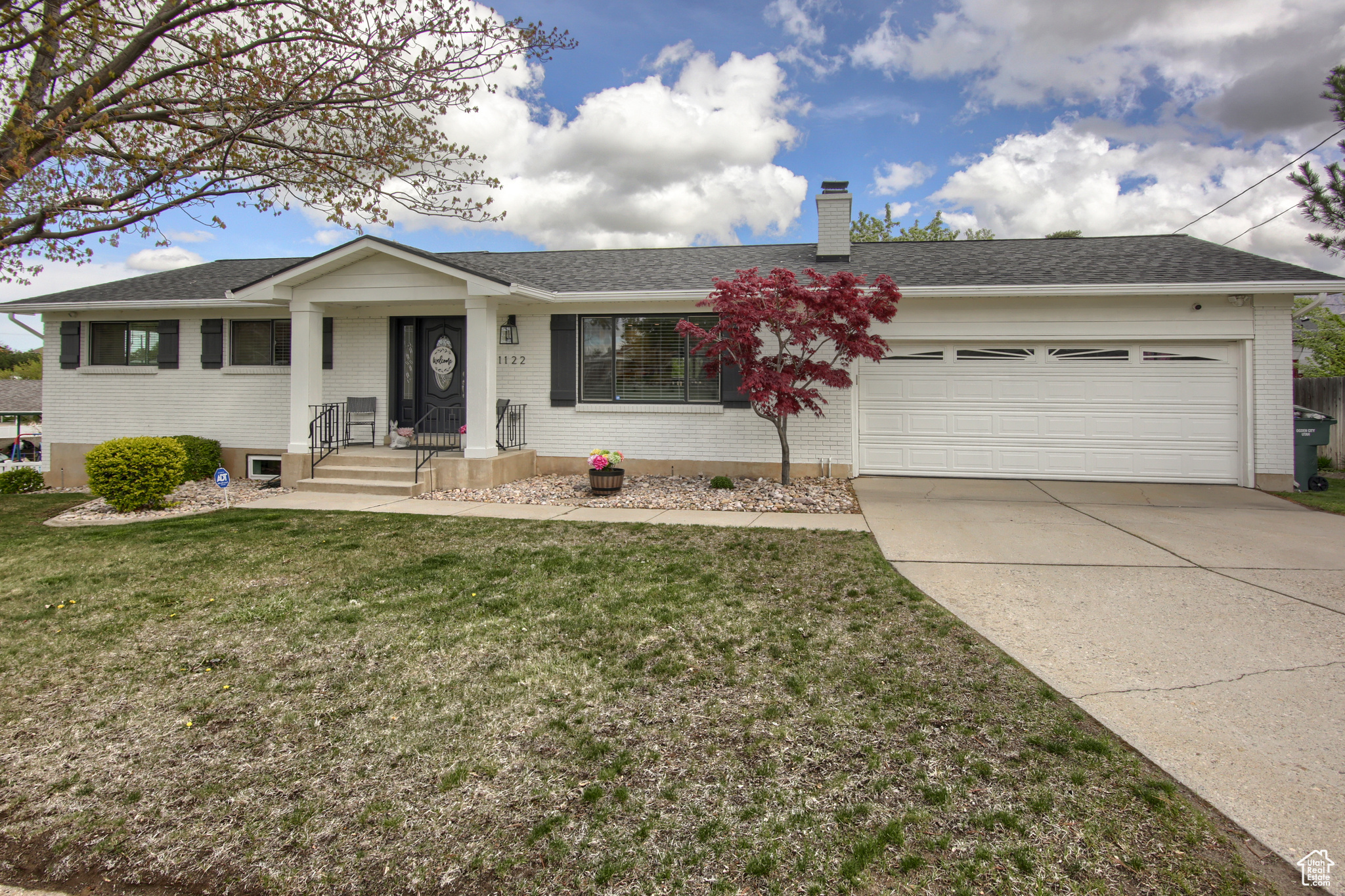 1122 E Edgewood Dr, Ogden, Utah image 2