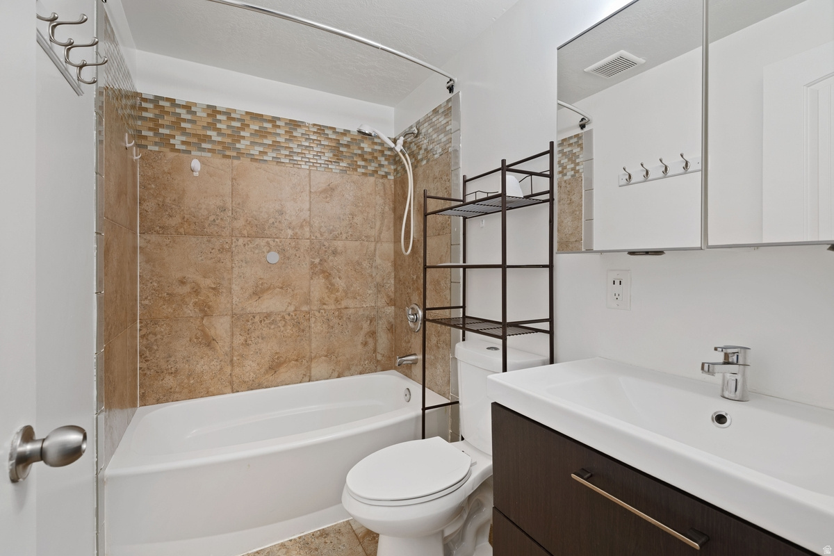 LONE TREE - Residential