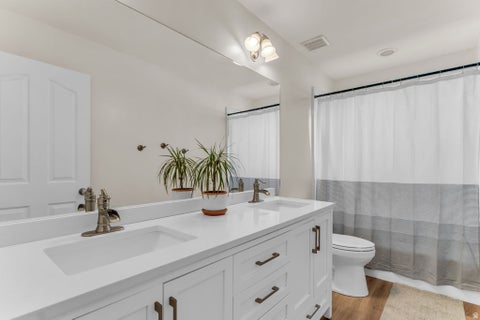 Tiny photo for 188 E CENTENNIAL CV, Lehi, UT 84043 (MLS # 2183449)