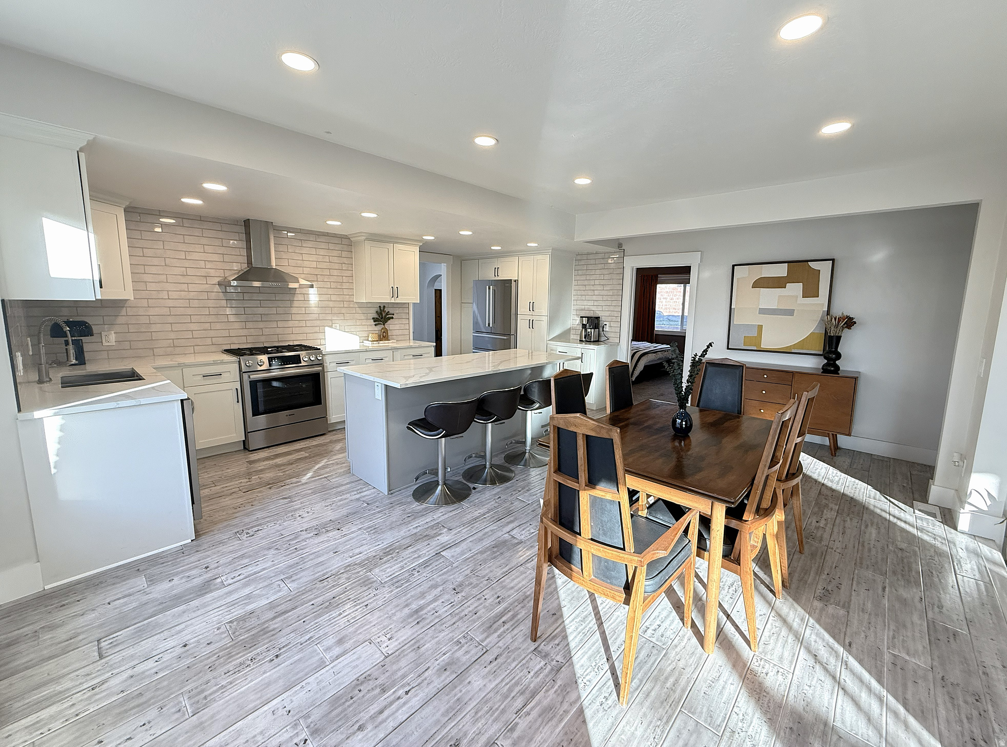 SHAWS EAST MORNINGSIDE - Residential