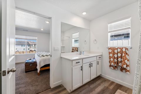 Tiny photo for 811 N 3620 W, Lehi, UT 84048 (MLS # 2142710)