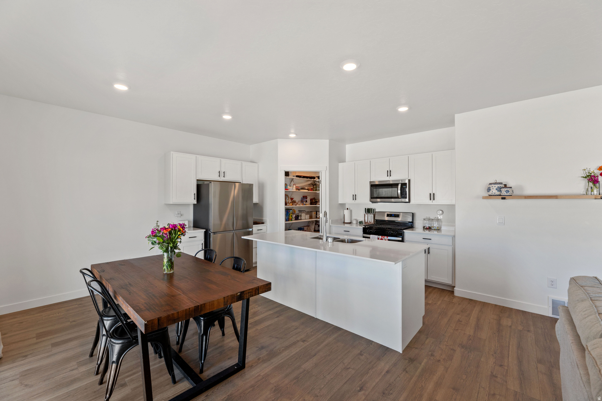 SPRING RANCH - Residential