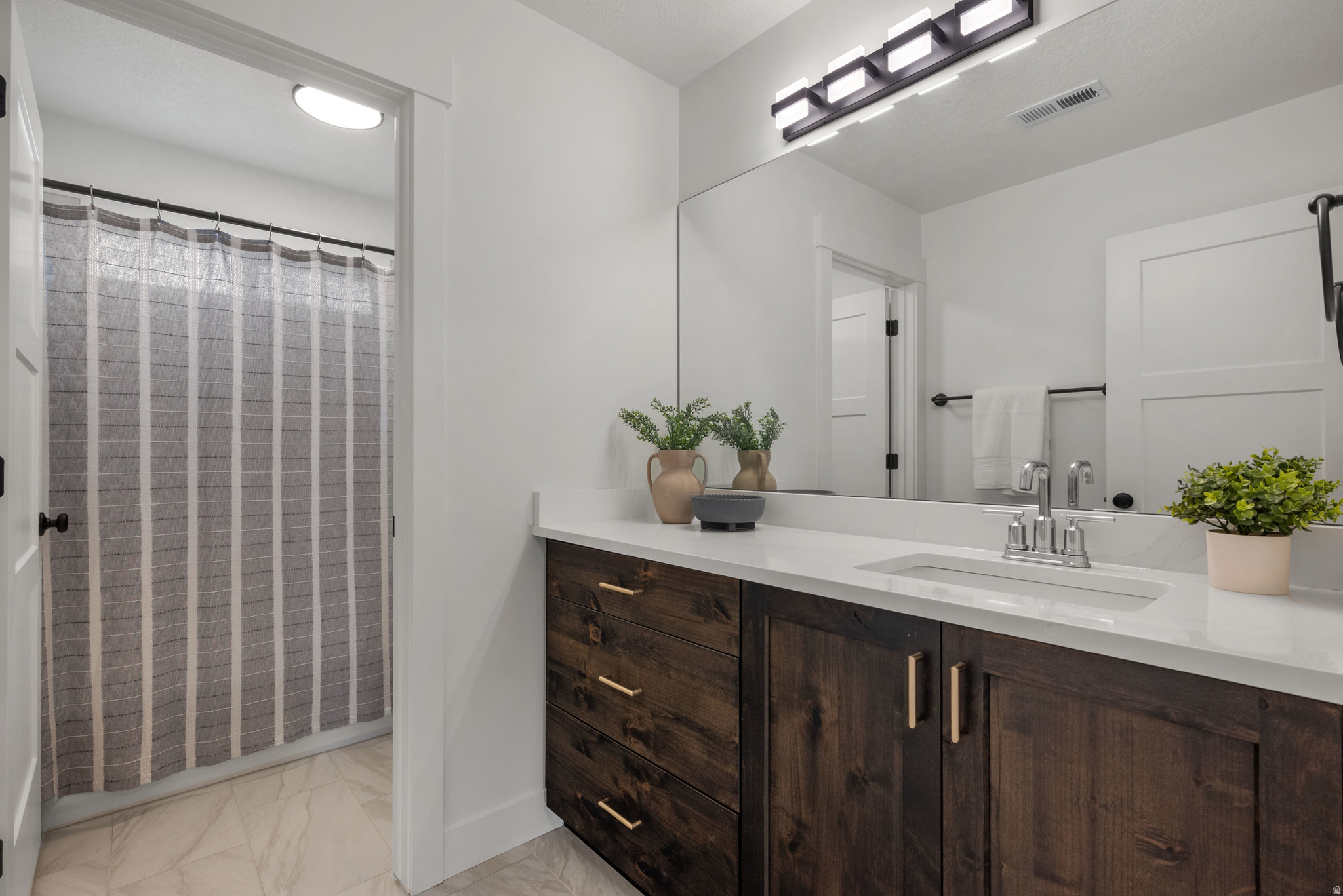 SINGLETREE ACRES - Residential