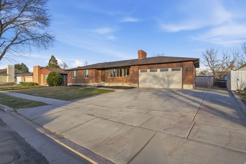 Tiny photo for 6869 S LARABROOK WAY W, West Jordan, UT 84084 (MLS # 2142105)