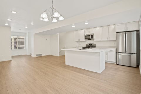 Tiny photo for 164 S BUSHNELL WAY, Clearfield, UT 84015 (MLS # 2176881)