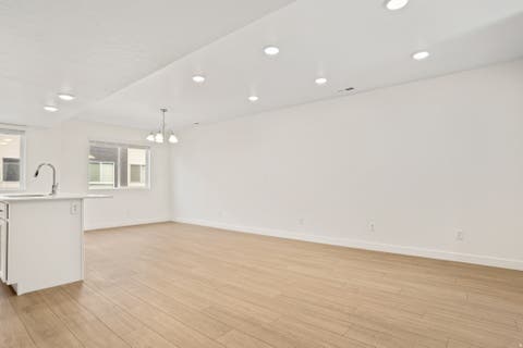 Tiny photo for 164 S BUSHNELL WAY, Clearfield, UT 84015 (MLS # 2176881)