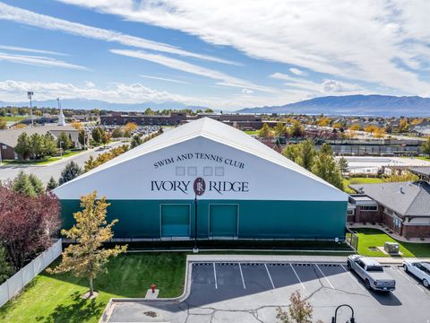 Tiny photo for 256 E BACKHAND LN, Lehi, UT 84043 (MLS # 2129323)