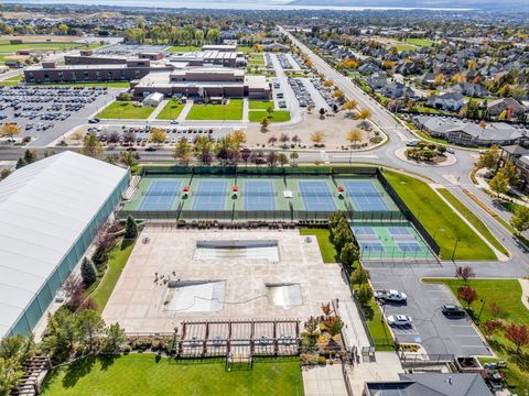 Tiny photo for 256 E BACKHAND LN, Lehi, UT 84043 (MLS # 2129323)