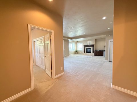 Tiny photo for 1562 E FAIRWAY RIDGE RD, Draper, UT 84020 (MLS # 2158336)