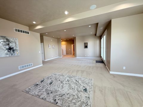 Tiny photo for 1562 E FAIRWAY RIDGE RD, Draper, UT 84020 (MLS # 2158336)