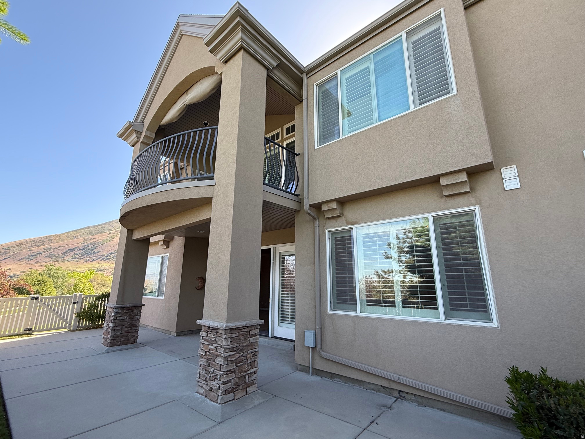 COTTAGES AT FAIRWAY - Residential