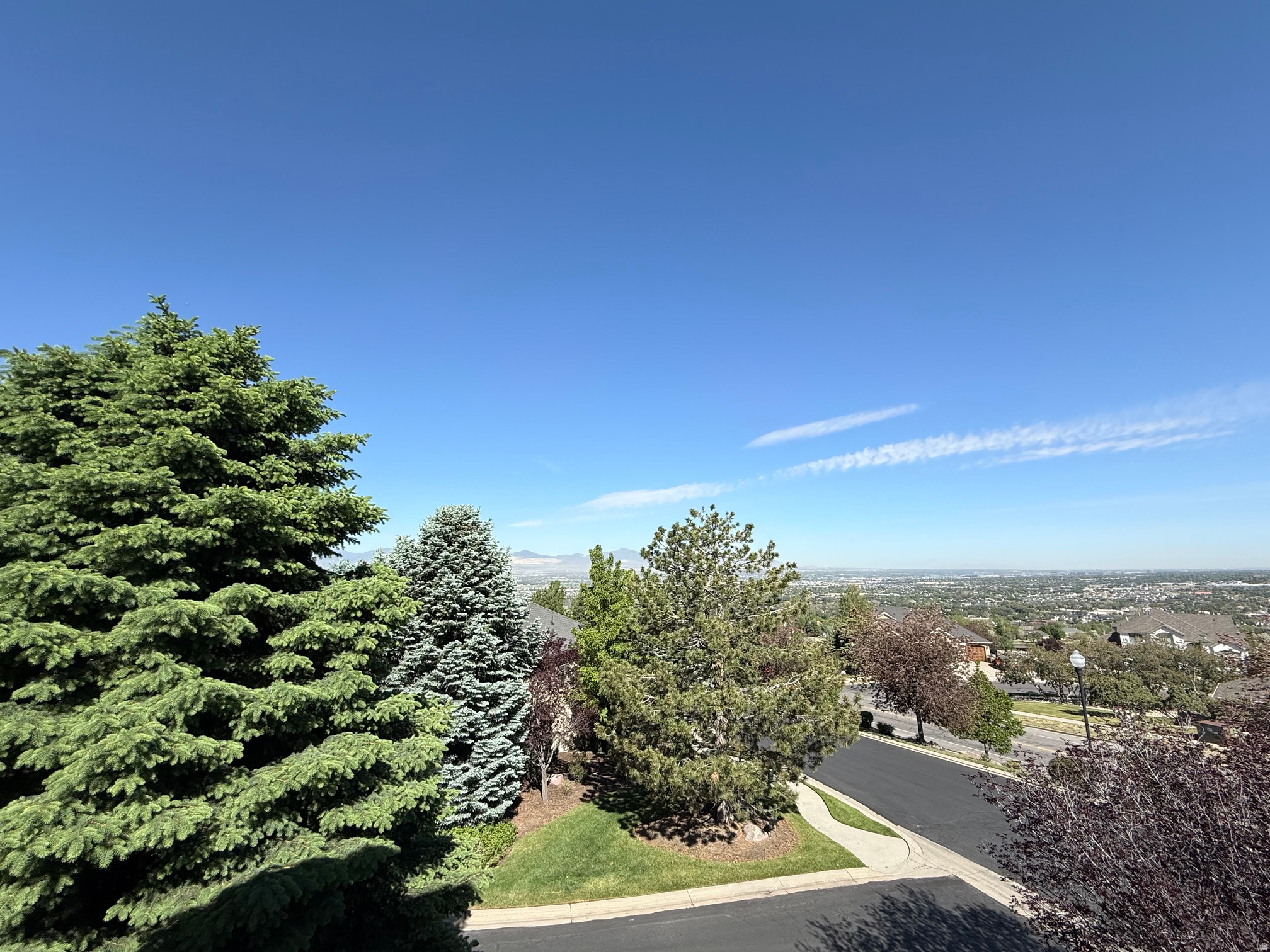 COTTAGES AT FAIRWAY - Residential