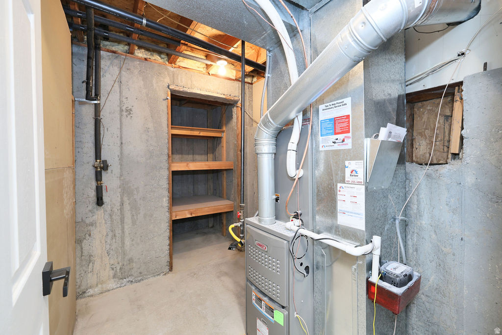 CRYSTAL RDG - Residential