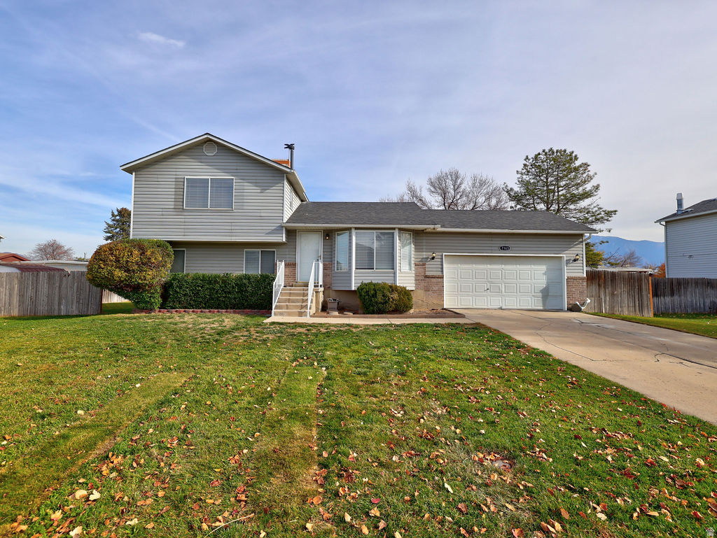 CRYSTAL RDG - Residential