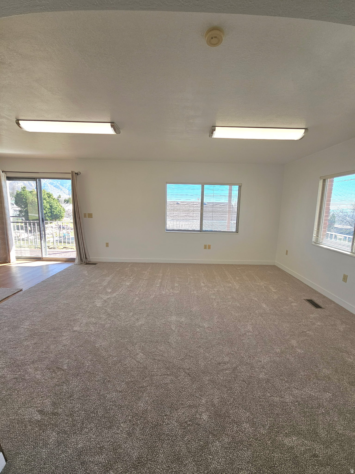 LARSON PARK - Residential