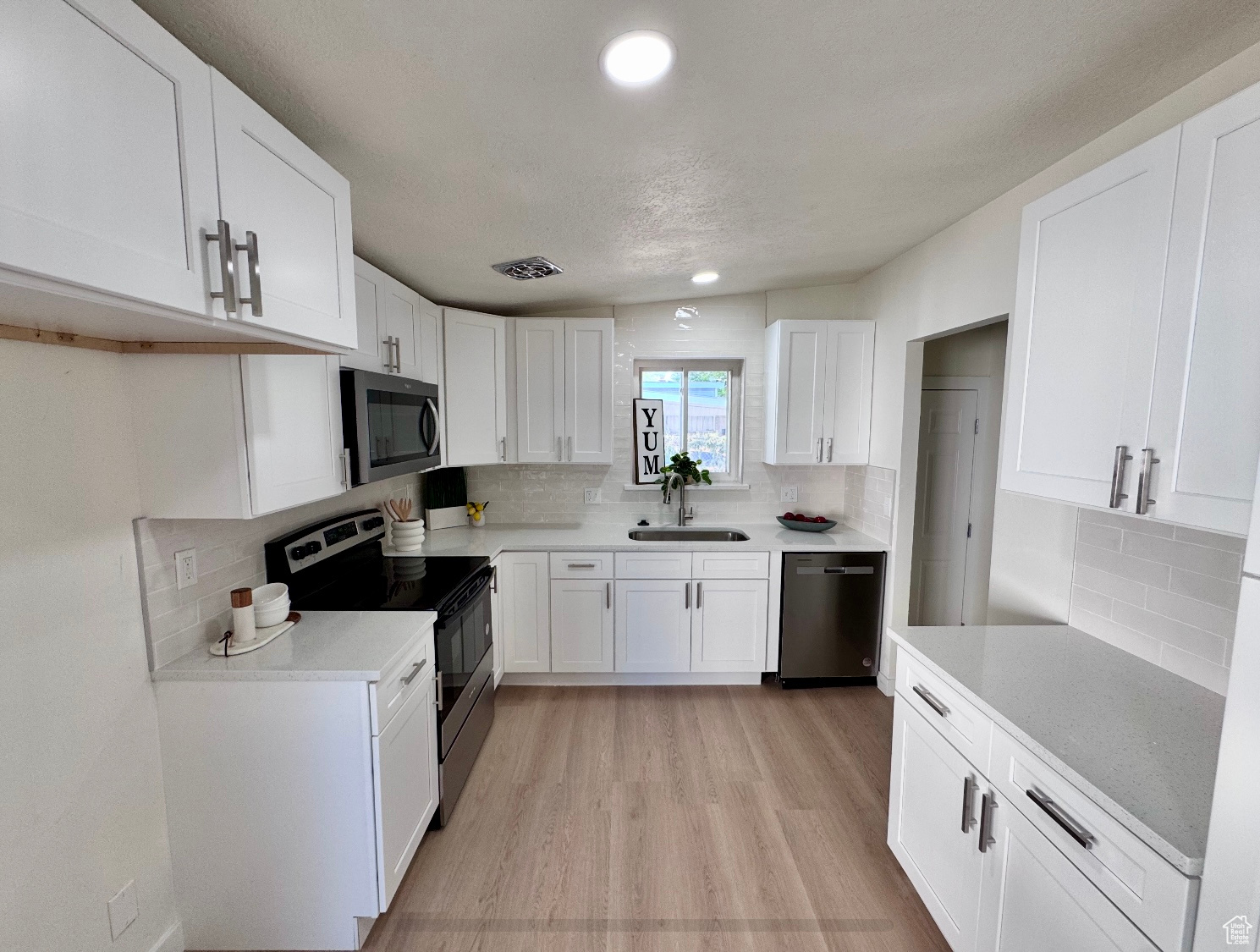 5011 S Leisure Ln, Taylorsville, Utah image 2