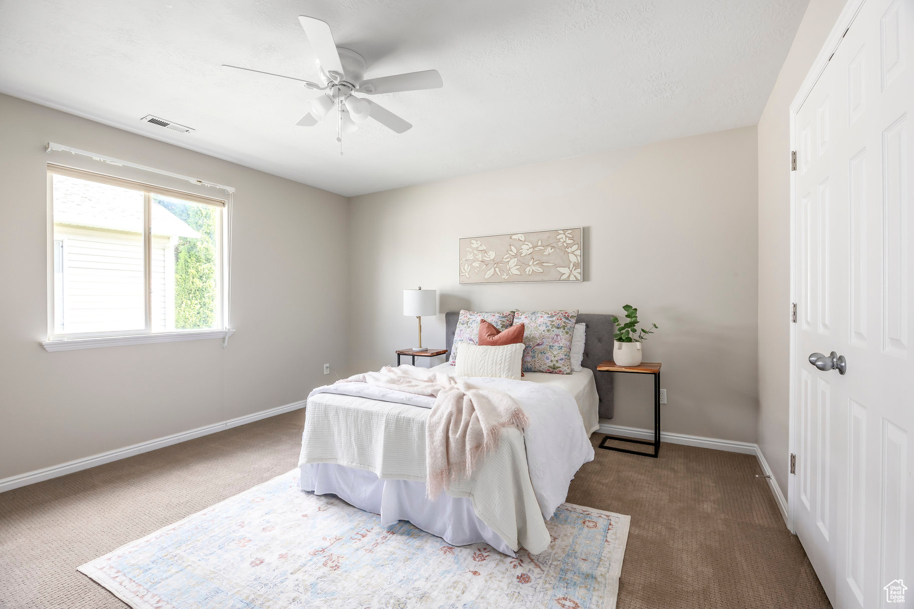 LAKE POINT VILLAGE - Residential