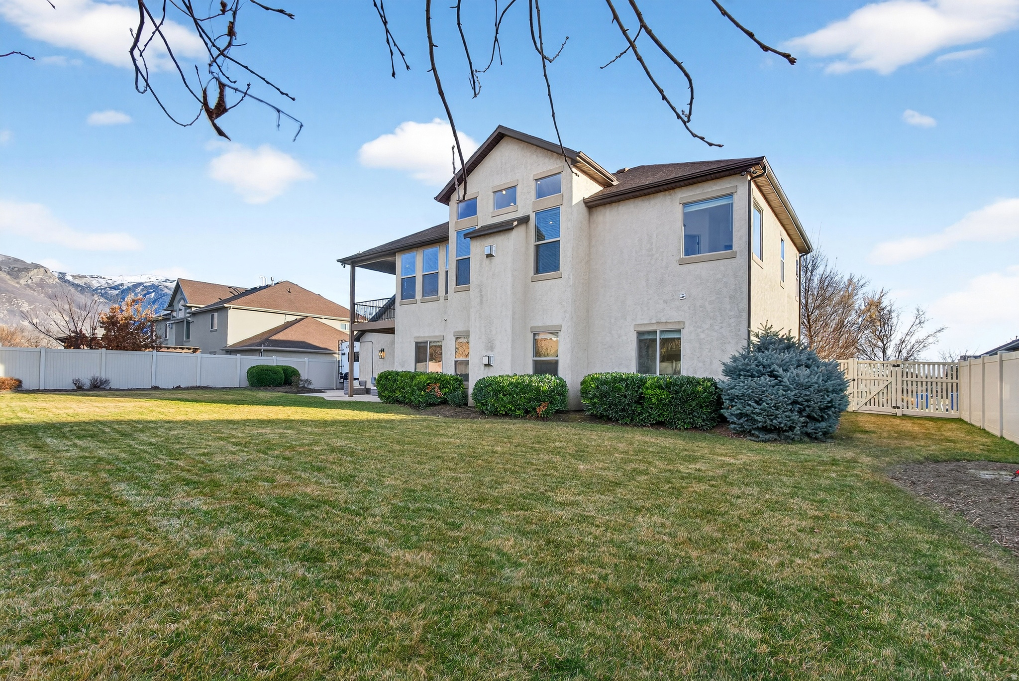 FARMINGTON RANCHES - Residential