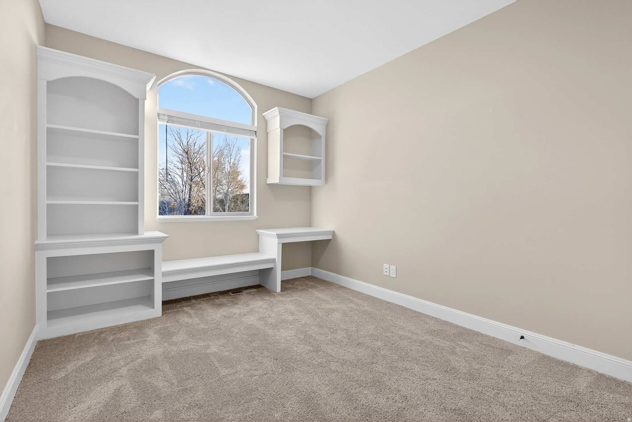 FARMINGTON RANCHES - Residential