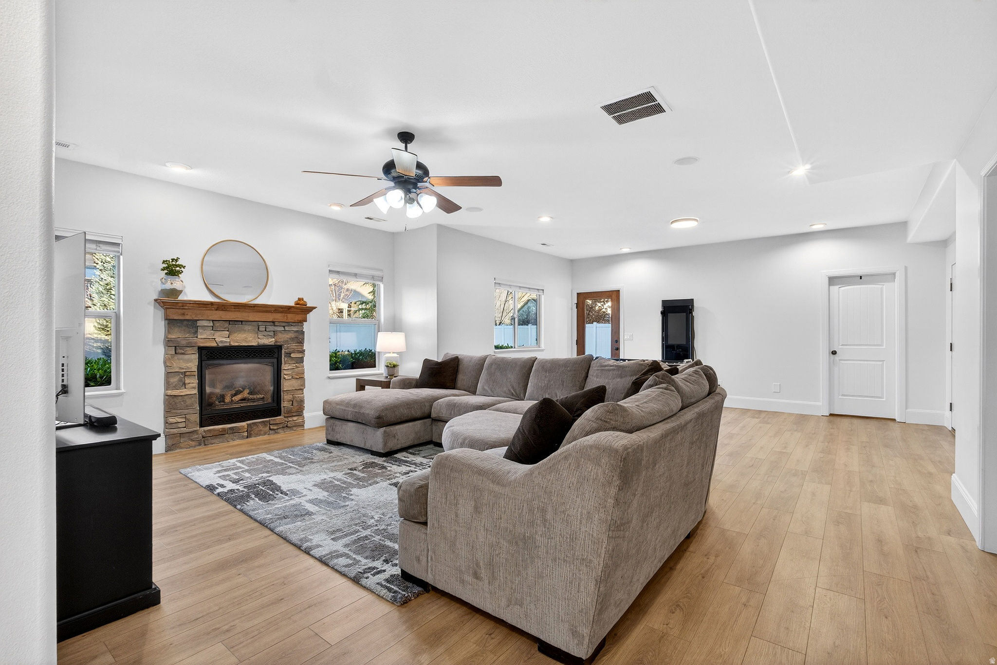 FARMINGTON RANCHES - Residential