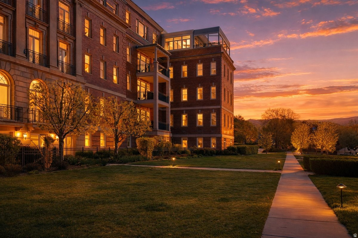 CAPITOL PARK - Residential