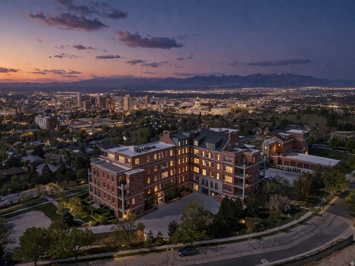 CAPITOL PARK - Residential