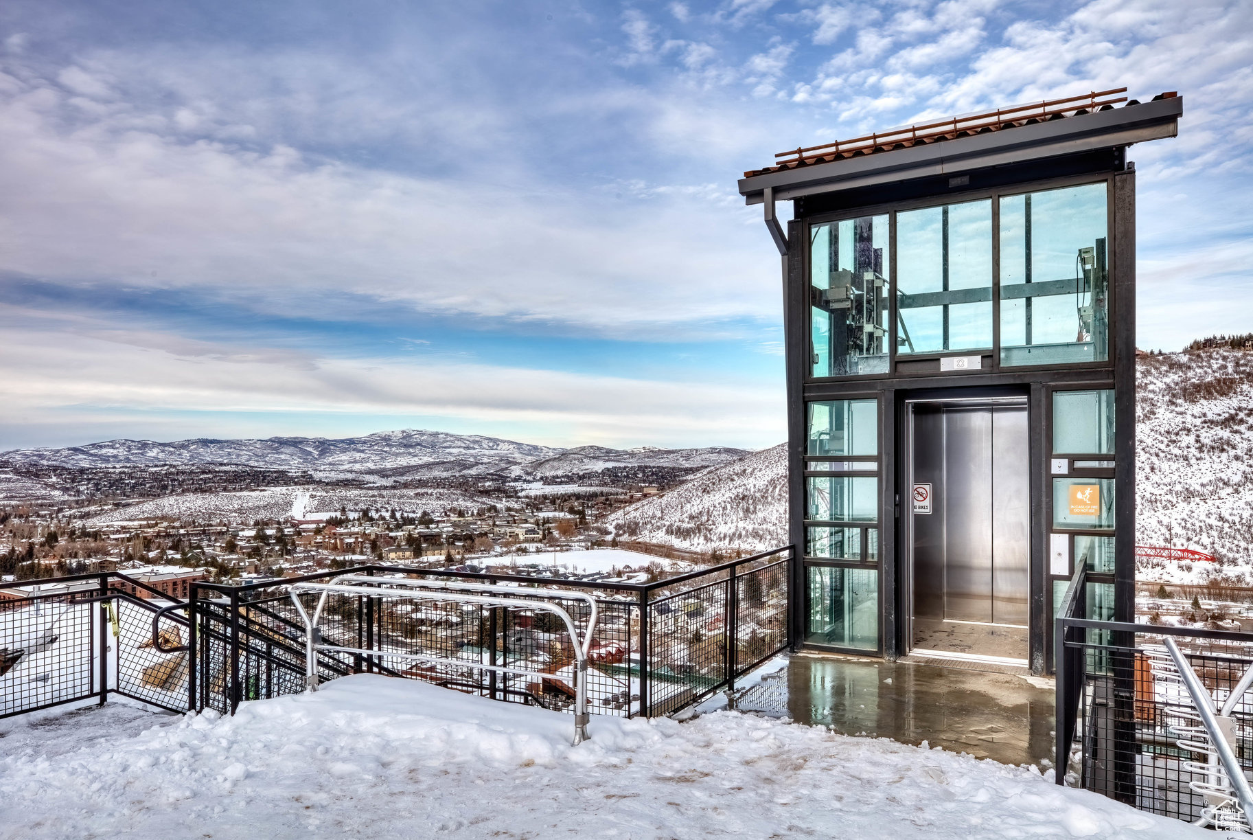 KINGS CROWN - Residential