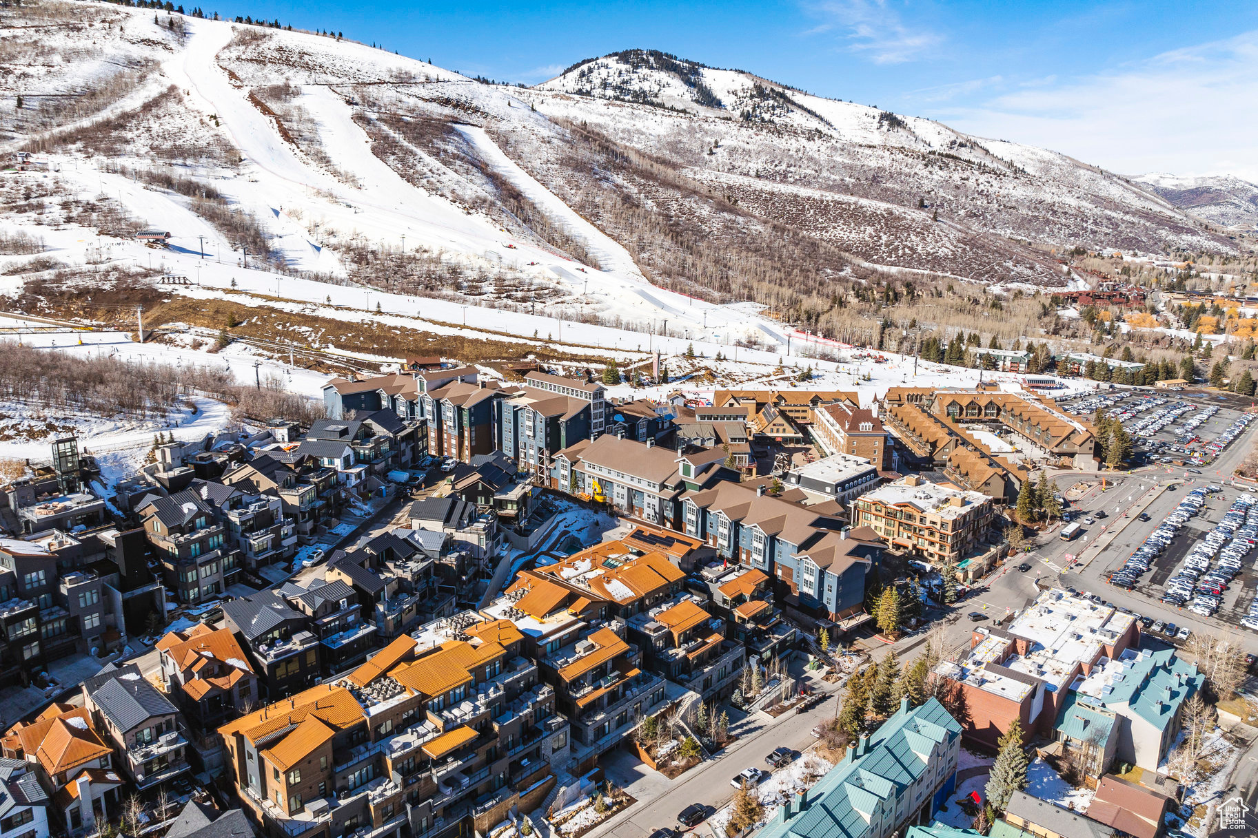 KINGS CROWN - Residential