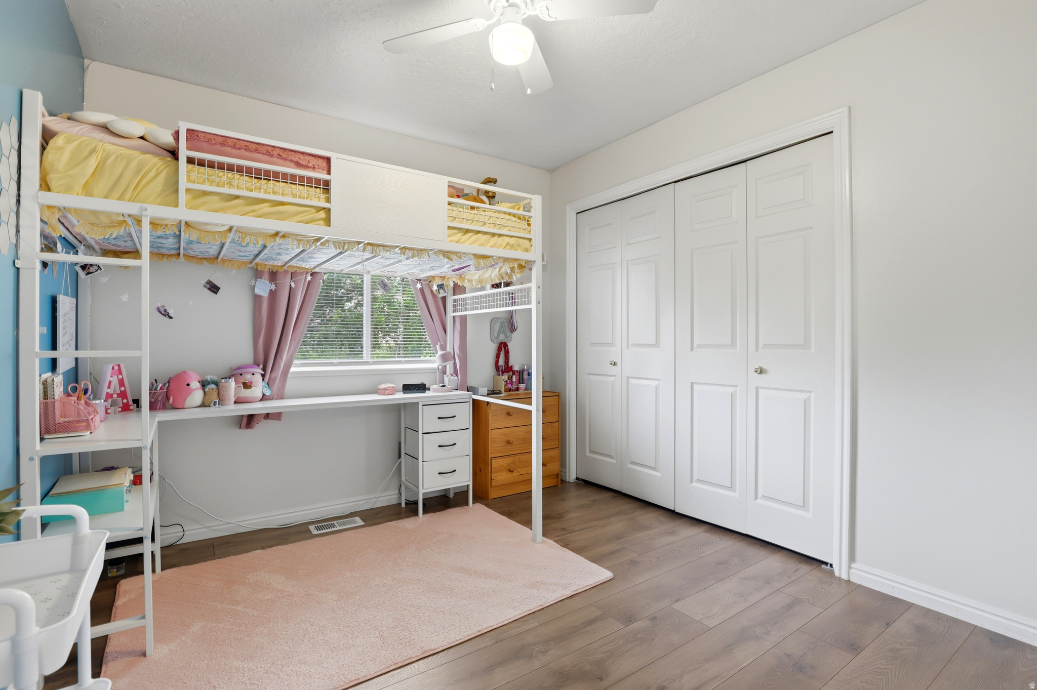 NORTH POINTE VILLAGE - Residential