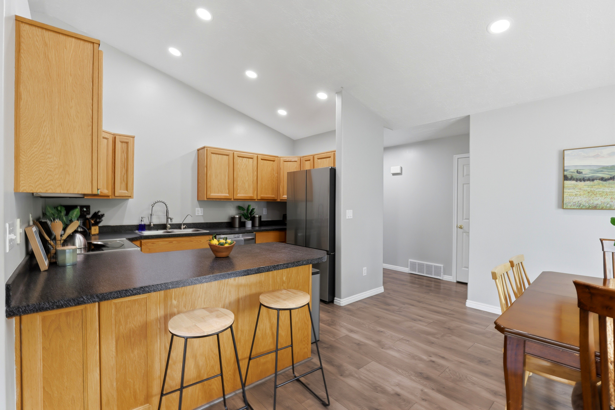NORTH POINTE VILLAGE - Residential