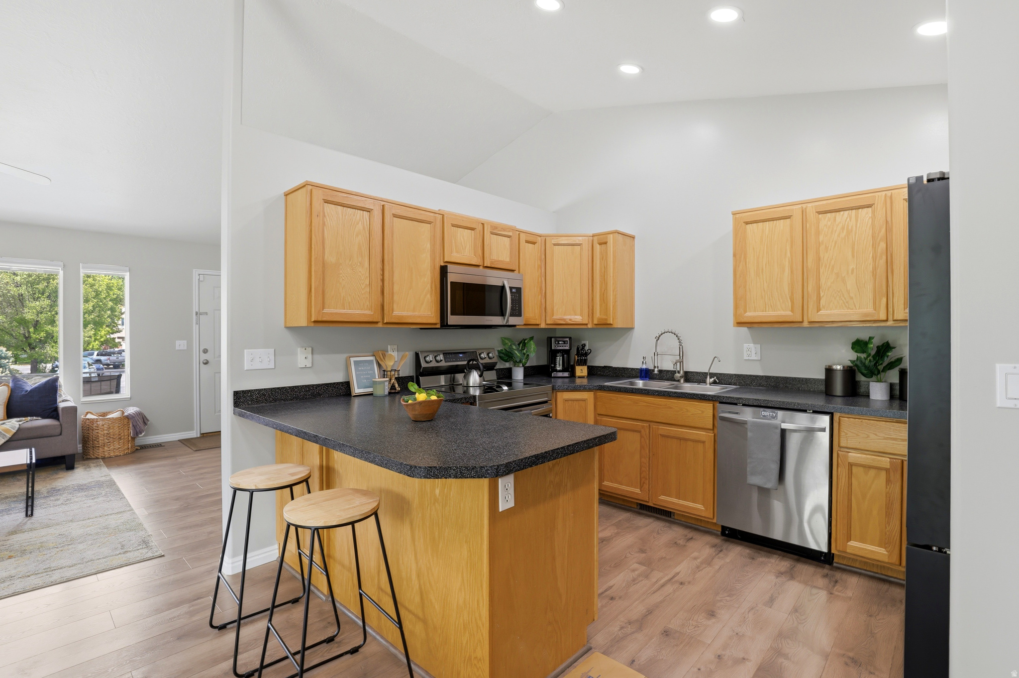 NORTH POINTE VILLAGE - Residential