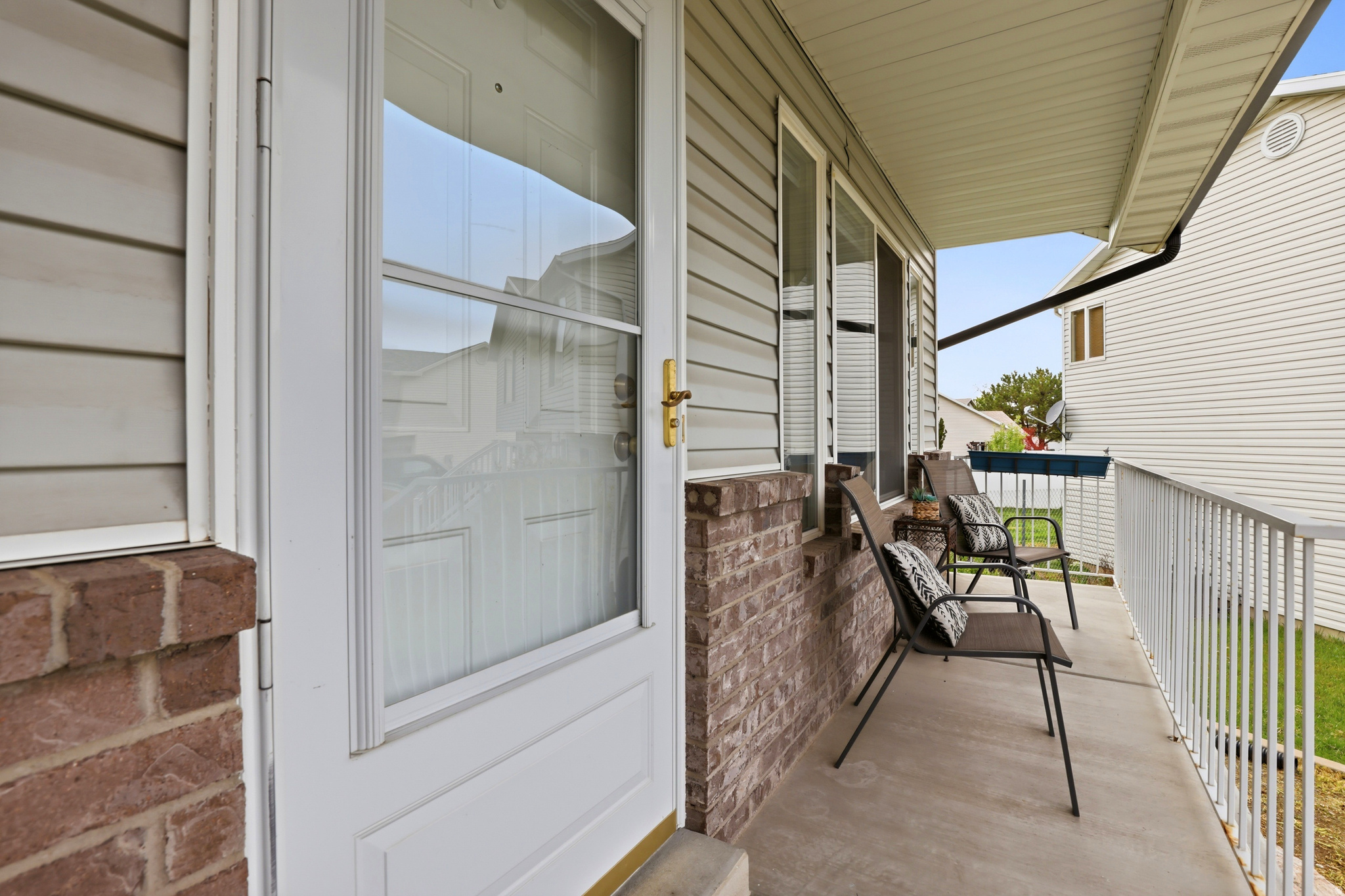 NORTH POINTE VILLAGE - Residential