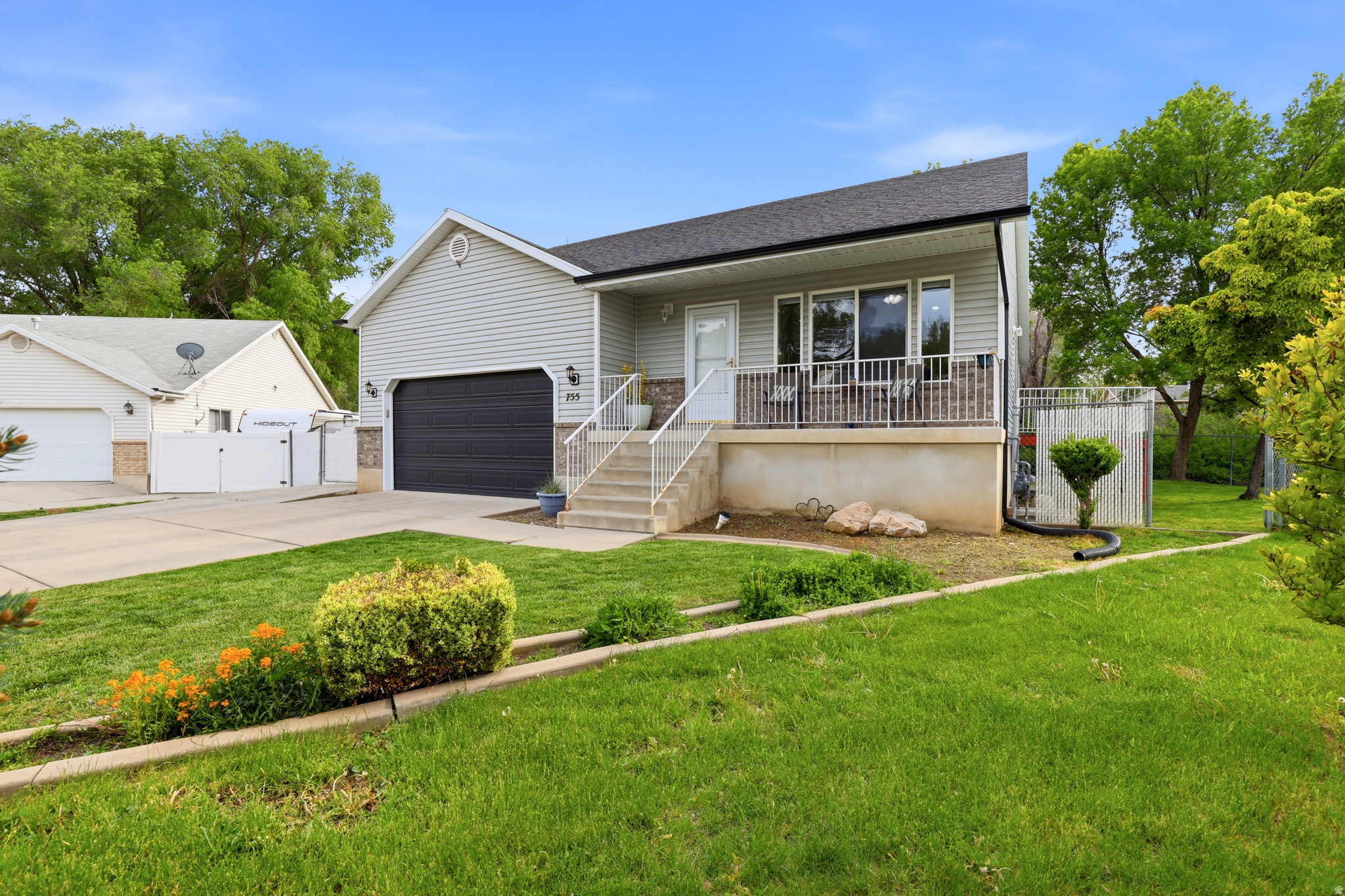 NORTH POINTE VILLAGE - Residential