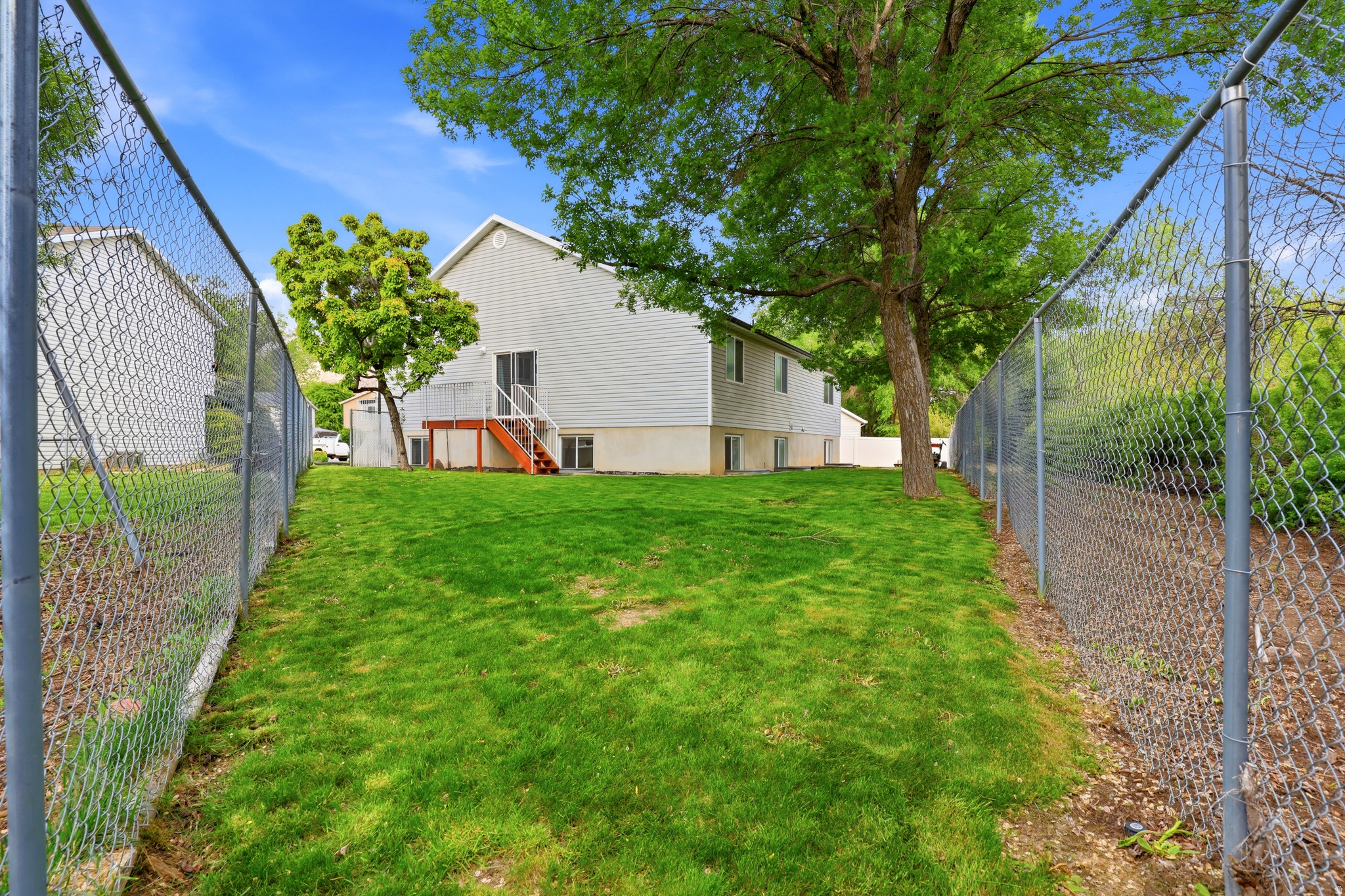 NORTH POINTE VILLAGE - Residential
