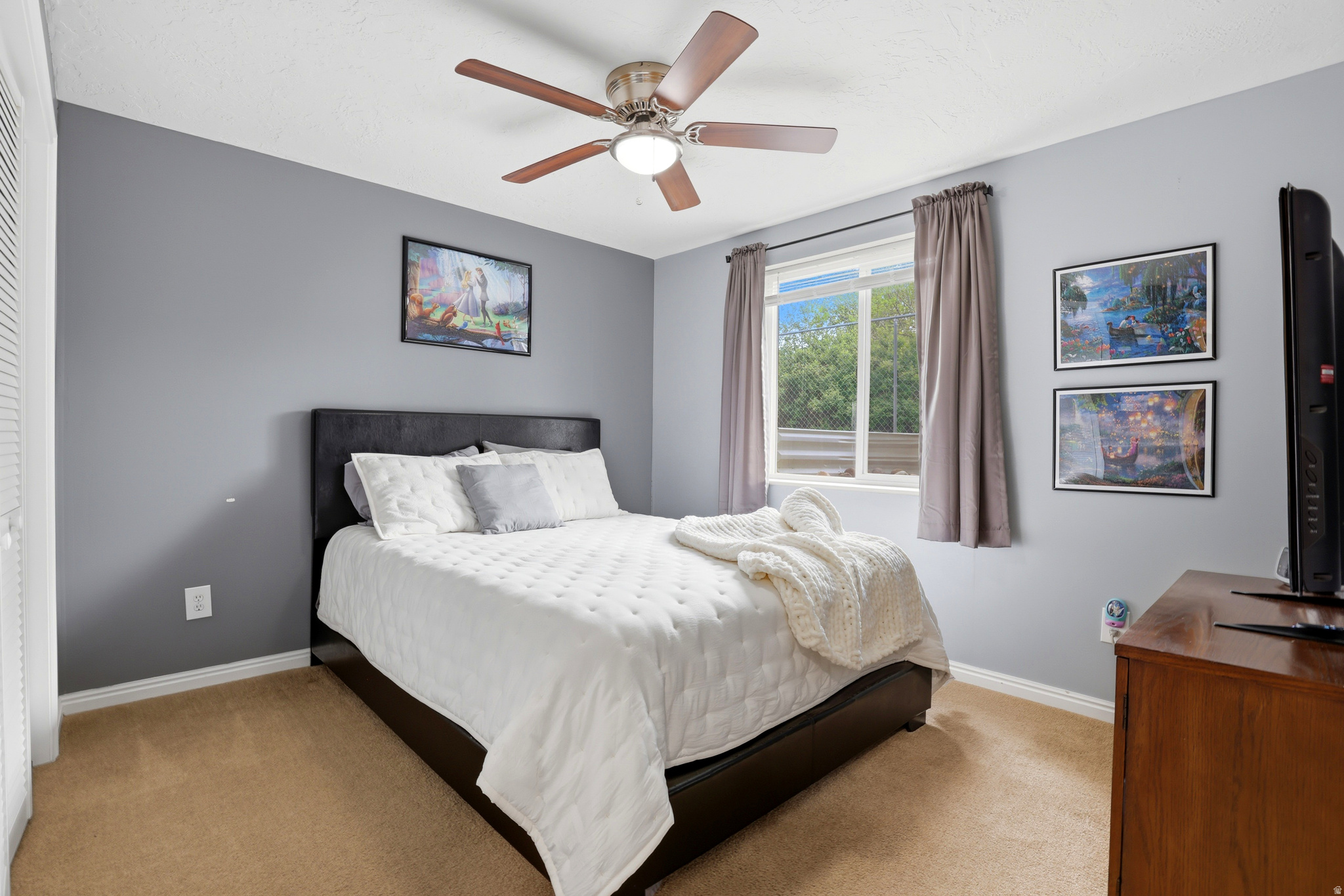 NORTH POINTE VILLAGE - Residential