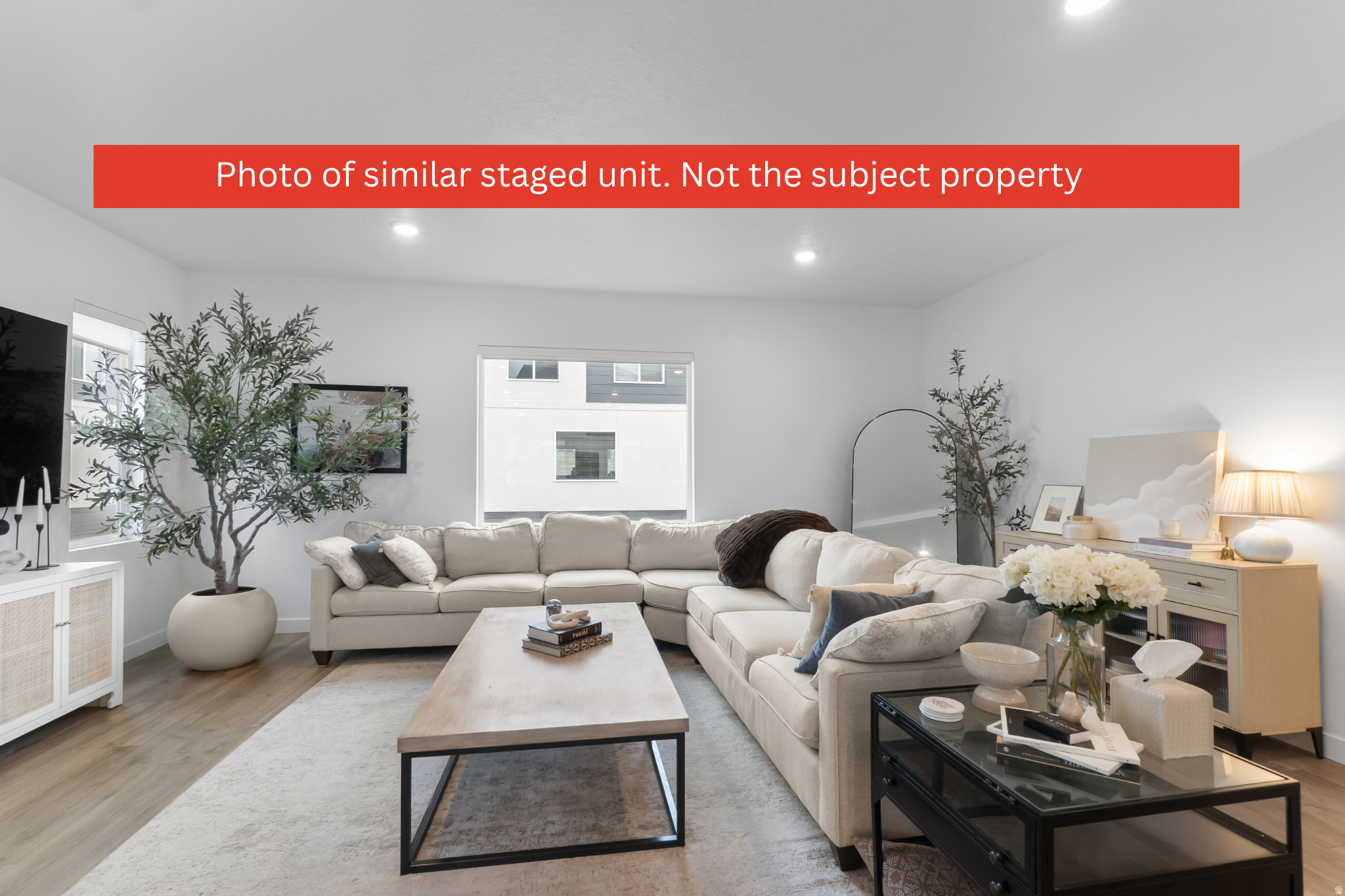 EDGEWATER - Residential