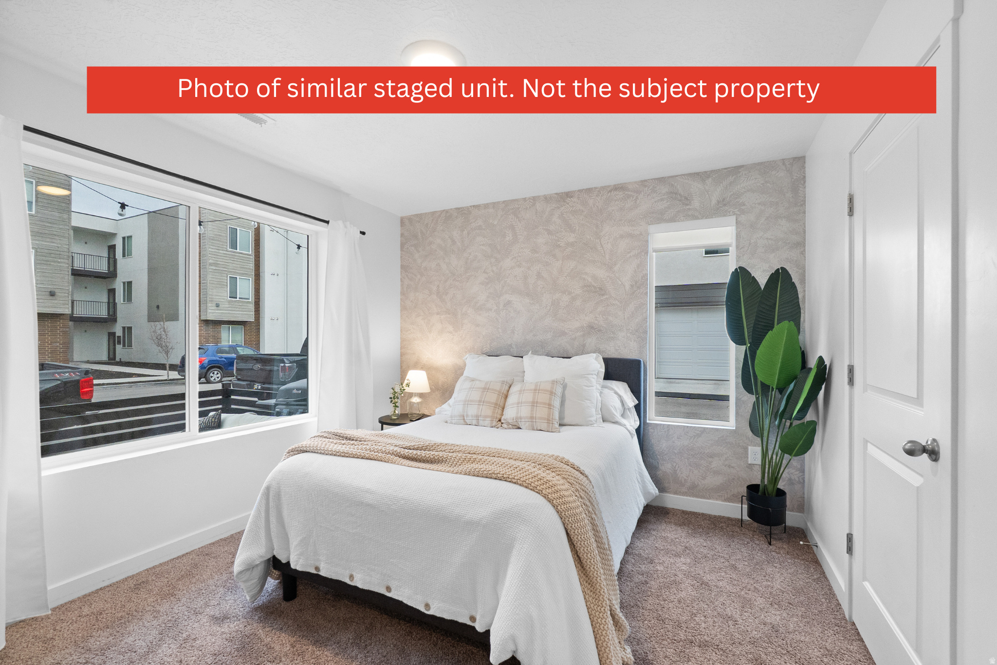 EDGEWATER - Residential