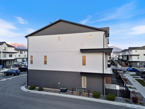 Tiny photo for 1149 W 320 S, American Fork, UT 84003 (MLS # 2125292)