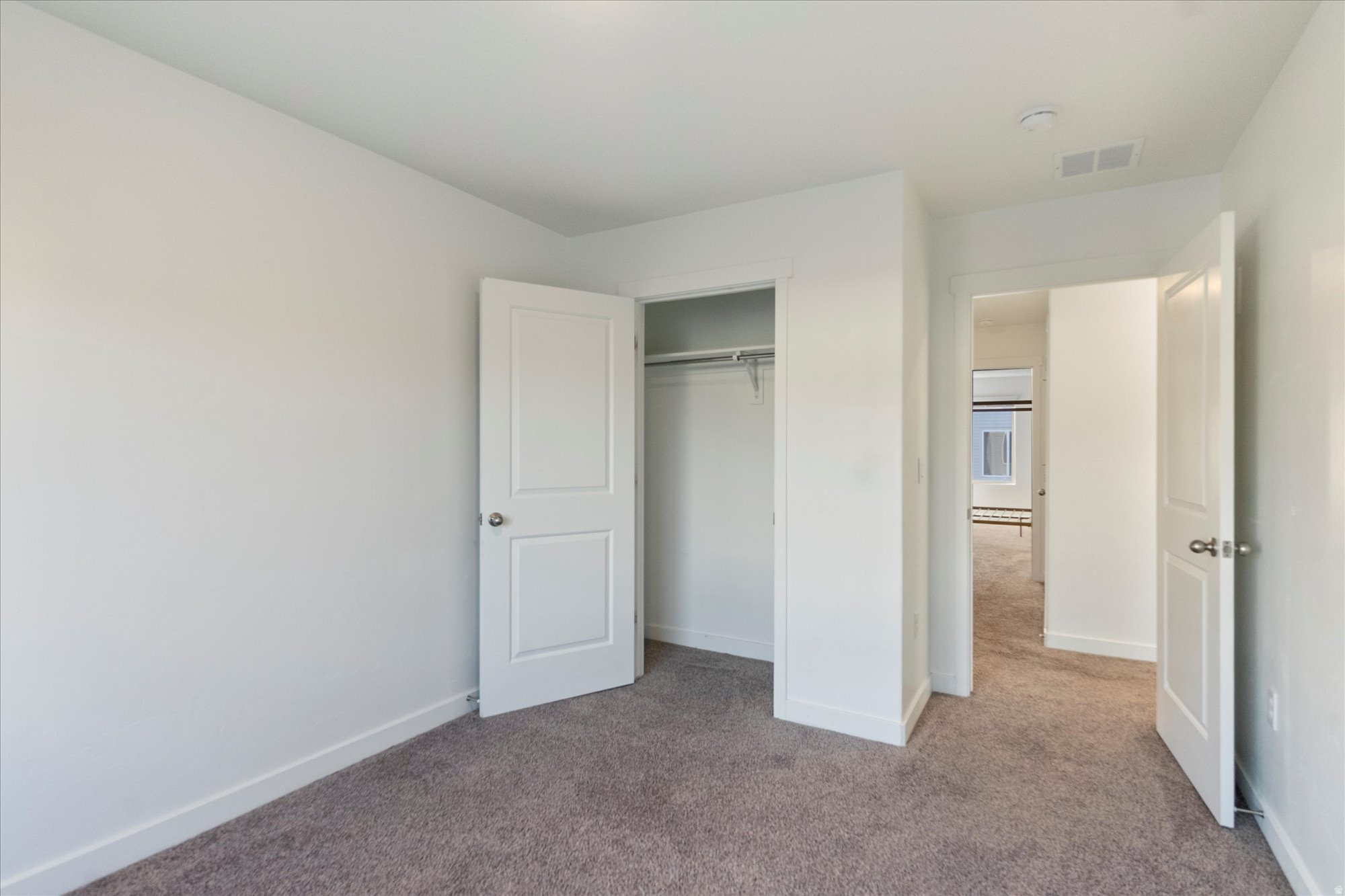 EDGEWATER - Residential